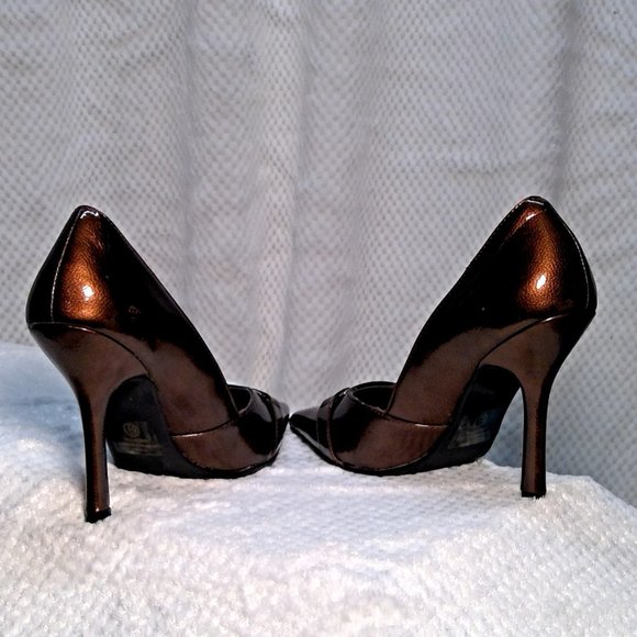 Brown Patent Delicious Heels - Picture 4 of 8